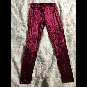 NWOT Forever 21 velvet leggings size XL